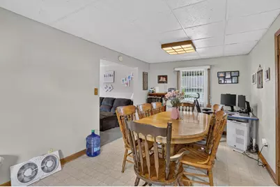 2738 S 72nd St, West Allis, WI 53219 - Photo 11