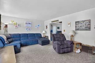 2738 S 72nd St, West Allis, WI 53219 - Photo 7