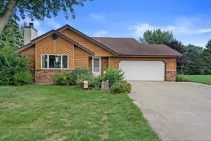 226 Corby Dr, North Prairie, WI 53153 - Photo 1