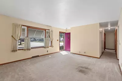 2508  Division St, Manitowoc, WI 54220 - Photo 3