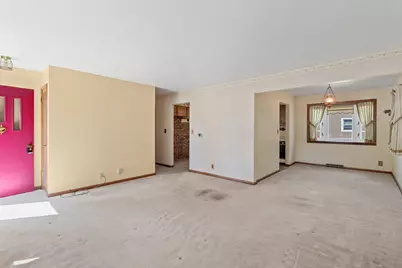 2508  Division St, Manitowoc, WI 54220 - Photo 7