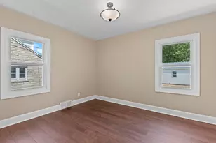 3972 S 5th Pl, Milwaukee, WI 53207 - Photo 15