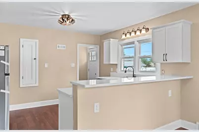 3972 S 5th Pl, Milwaukee, WI 53207 - Photo 11