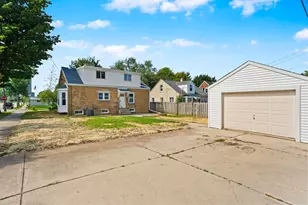 3972 S 5th Pl, Milwaukee, WI 53207 - Photo 33