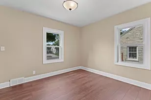 3972 S 5th Pl, Milwaukee, WI 53207 - Photo 17