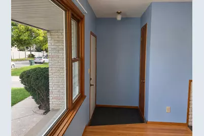 1139 S 117th St, West Allis, WI 53214 - Photo 3