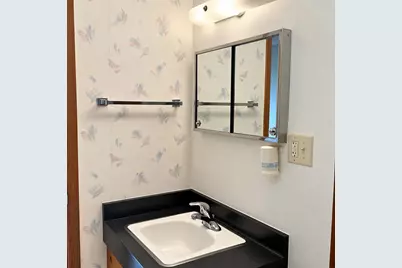 1139 S 117th St, West Allis, WI 53214 - Photo 23