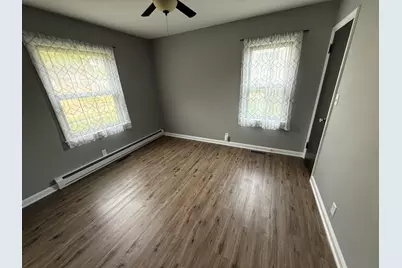 3642 S 91st St, Milwaukee, WI 53228 - Photo 9