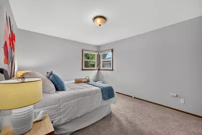 2250 N 103rd St, Wauwatosa, WI 53226 - Photo 19