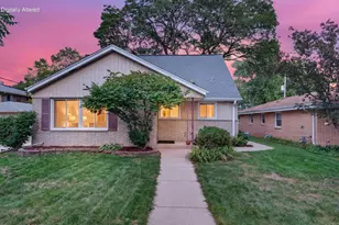 2250 N 103rd St, Wauwatosa, WI 53226 - Photo 35