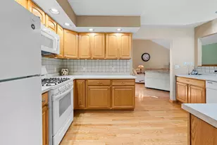 809 Tuckaway Ct, Twin Lakes, WI 53181 - Photo 7
