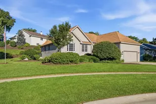 809 Tuckaway Ct, Twin Lakes, WI 53181 - Photo 1