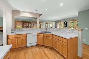 809 Tuckaway Ct, Twin Lakes, WI 53181 - Photo 9