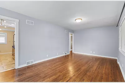 3300  6th Ave, Racine, WI 53402 - Photo 5