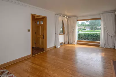 7101 N 107th St, Milwaukee, WI 53224 - Photo 27