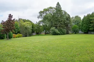 7101 N 107th St, Milwaukee, WI 53224 - Photo 47
