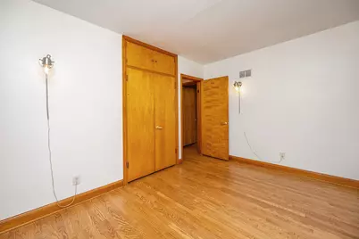 7101 N 107th St, Milwaukee, WI 53224 - Photo 33