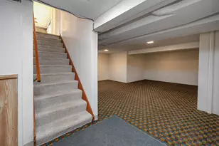 7101 N 107th St, Milwaukee, WI 53224 - Photo 33