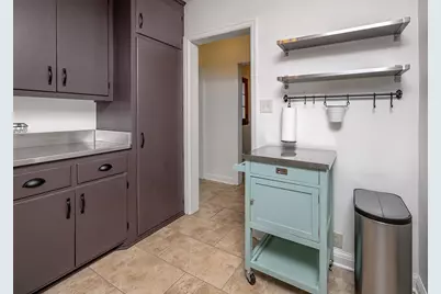 7101 N 107th St, Milwaukee, WI 53224 - Photo 21