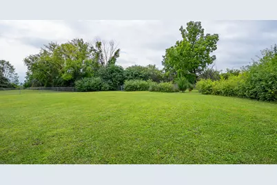 7101 N 107th St, Milwaukee, WI 53224 - Photo 63