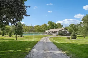 17690 Nassau Dr, Brookfield, WI 53045 - Photo 39