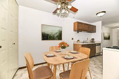 6183 W Howard Ave #9, Greenfield, WI 53220 - Photo 17