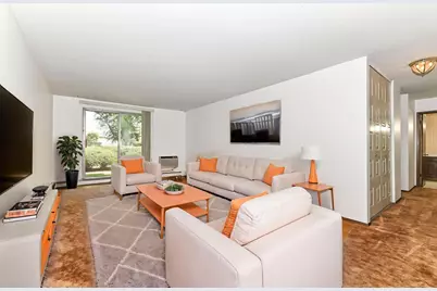 6183 W Howard Ave #9, Greenfield, WI 53220 - Photo 7