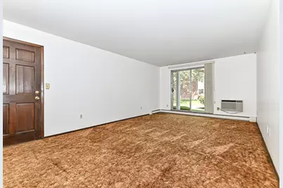 6183 W Howard Ave #9, Greenfield, WI 53220 - Photo 5