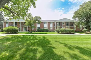 6183 W Howard Ave, Greenfield, WI 53220 - Photo 31