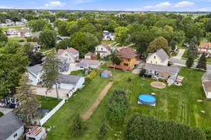 634 E Oak Grove St, Juneau, WI 53039 - Photo 13