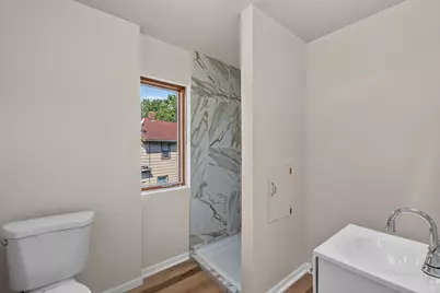 634 E Oak Grove St, Juneau, WI 53039 - Photo 25