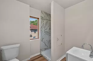 634 E Oak Grove St, Juneau, WI 53039 - Photo 25