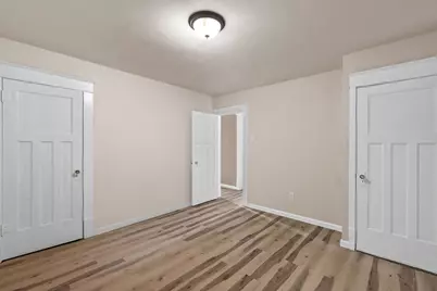 634 E Oak Grove St, Juneau, WI 53039 - Photo 21
