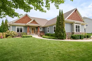 W175N5262 Highridge Dr, Menomonee Falls, WI 53051 - Photo 1