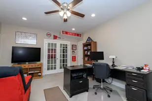 W175N5262 Highridge Dr, Menomonee Falls, WI 53051 - Photo 25