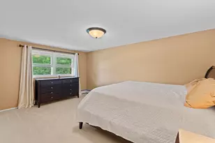 6074 Thornapple Ln, Greendale, WI 53129 - Photo 15