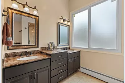 6074  Thornapple Ln, Greendale, WI 53129 - Photo 17
