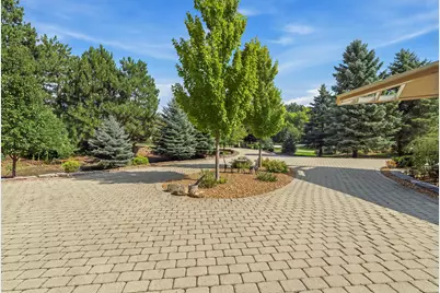 58  Oakridge Ct, Fond du Lac, WI 54937 - Photo 3
