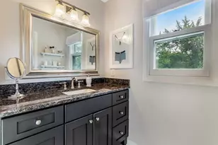 3606 W Chantilly Ct, Mequon, WI 53092 - Photo 13