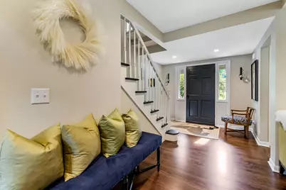 3606 W Chantilly Ct, Mequon, WI 53092 - Photo 11