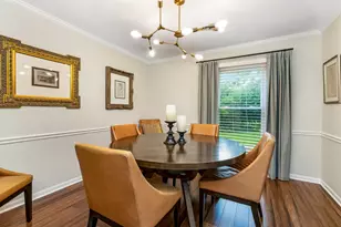 3606 W Chantilly Ct, Mequon, WI 53092 - Photo 5
