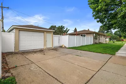 2306  17th Ave, Kenosha, WI 53140 - Photo 27
