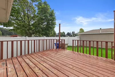 2306  17th Ave, Kenosha, WI 53140 - Photo 33