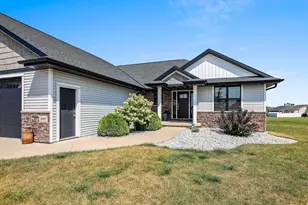 1997 Dobby St, Lawrence, WI 54115 - Photo 5