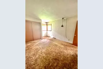 4114 N 94th St, Wauwatosa, WI 53222 - Photo 9