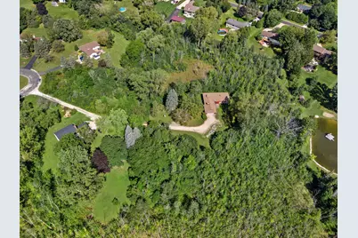 10538  Robinwood Ct, Cedarburg, WI 53012 - Photo 41