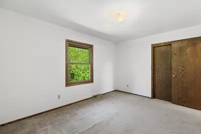 10538  Robinwood Ct, Cedarburg, WI 53012 - Photo 21