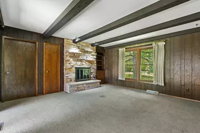 10538  Robinwood Ct, Cedarburg, WI 53012 - Photo 11