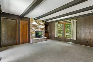 10538 Robinwood Ct, Cedarburg, WI 53012 - Photo 11