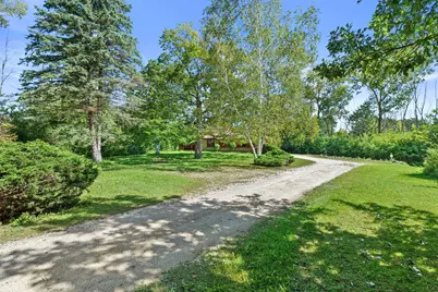 10538  Robinwood Ct, Cedarburg, WI 53012 - Photo 33